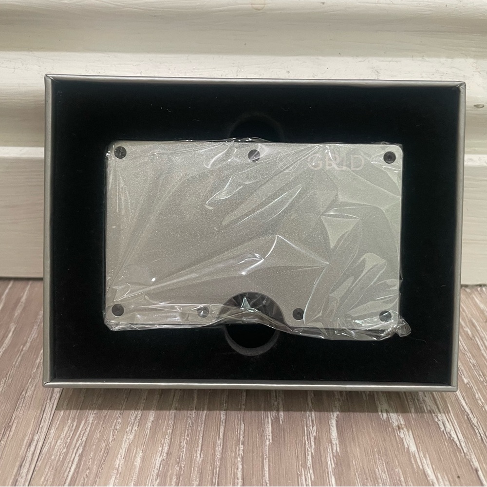 🩶 N.I.B. 🩶 GRID Wallet card case RFID scan blocking gray aluminum